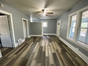 1725 Ford Ave in Akron, OH - Building Photo - Building Photo