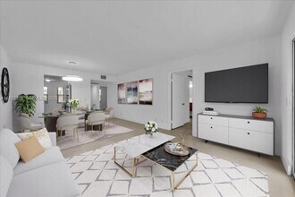 650 SW 124th Terrace in Pembroke Pines, FL - Building Photo - Building Photo