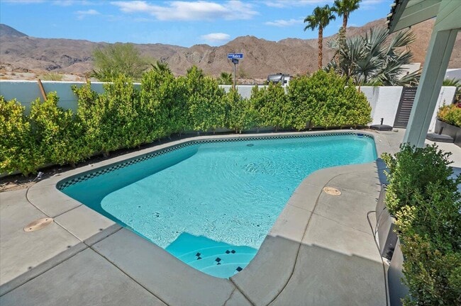 property at 54990 Avenida Madero