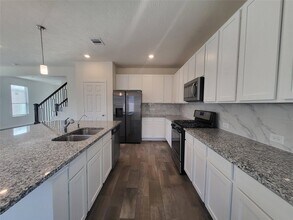 9303 Sandoval Cir in Magnolia, TX - Building Photo - Building Photo