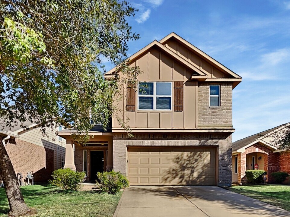 19022 Walbrook Meadows Ln in Cypress, TX - Building Photo
