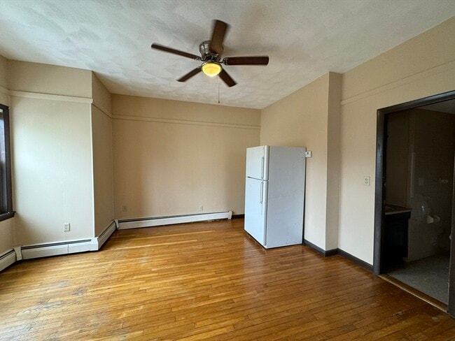 172 Morgan St in Fall River, MA - Building Photo - Building Photo