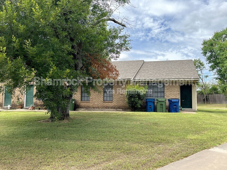 908 Lancelot Cir in Hewitt, TX - Building Photo