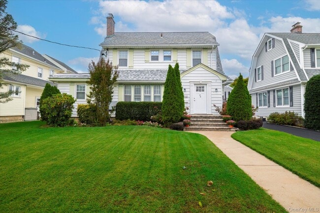 property at 25 Aldred Ave