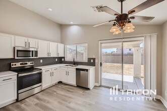 1663 S 229th Ave in Buckeye, AZ - Building Photo - Building Photo