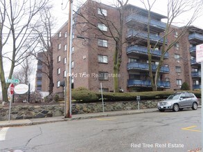 16 Whites Ave-Unit -15 in Watertown, MA - Building Photo - Building Photo