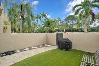 9823 SW 93rd Terrace in Miami, FL - Building Photo - Building Photo