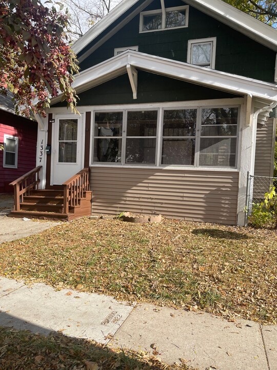 1337 Nelson Ave in Beloit, WI - Building Photo