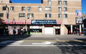 Michelangelo Apartments in Bronx, NY - Foto de edificio - Building Photo