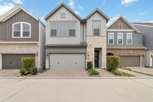 property at 10974 Swang Link Dr