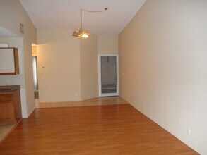 3300 Jaywood Terrace in Boca Raton, FL - Building Photo - Building Photo