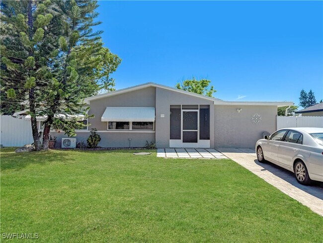 property at 429 Morgan Cir S