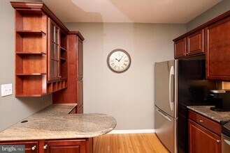 138 Whispering Oaks Dr in West Chester, PA - Building Photo - Building Photo