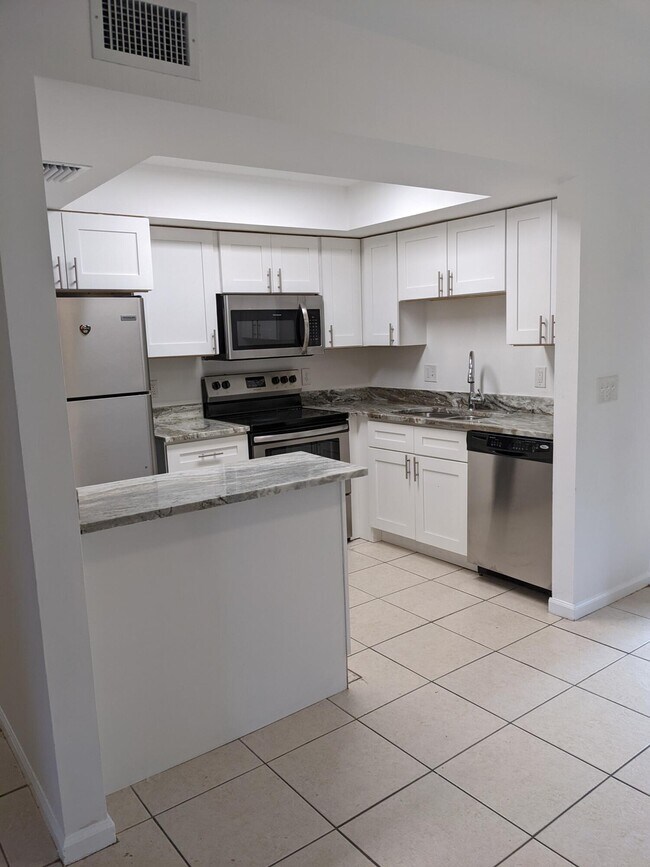 4723 Oak Terrace Dr in Greenacres, FL - Building Photo - Building Photo