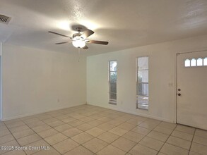 1535 Mango Tree Dr in Edgewater, FL - Building Photo - Building Photo