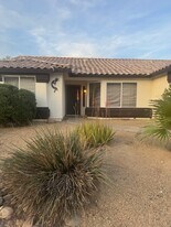 922 E Gary Ln in Phoenix, AZ - Building Photo