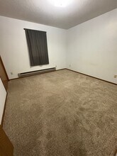2937-2937 N Marion Rd in La crosse, WI - Building Photo - Building Photo