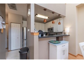 1724 Countryside Dr in Shakopee, MN - Building Photo - Building Photo
