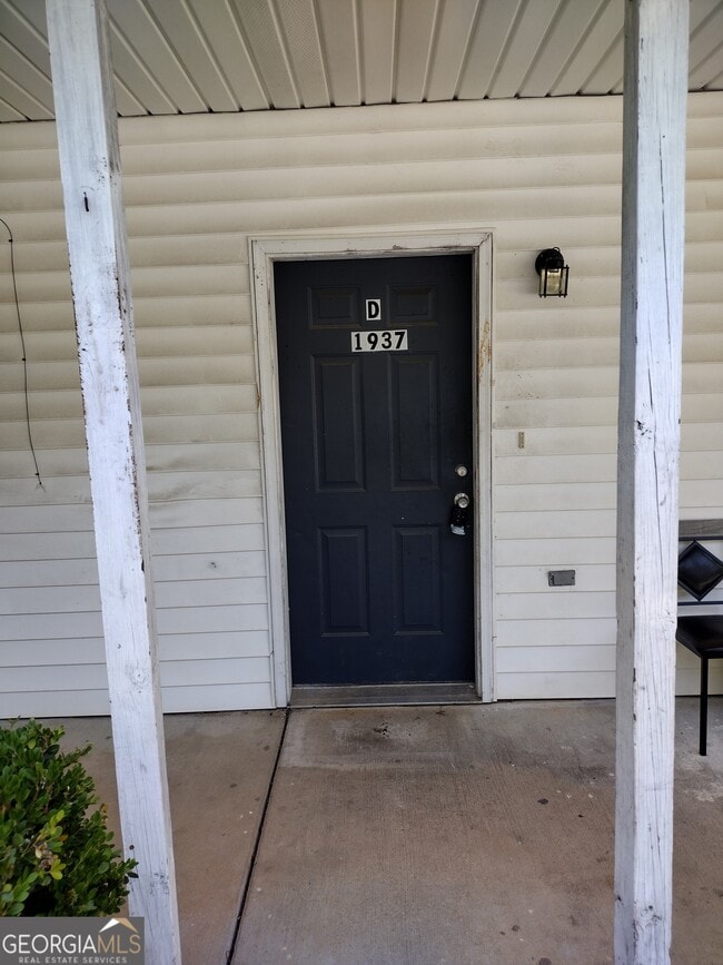 1937 Karen Cir