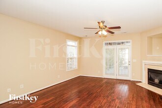 19004 Long Pond Ln in Cornelius, NC - Foto de edificio - Building Photo