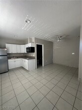 5334 Beaverhead Dr in Las Vegas, NV - Building Photo - Building Photo