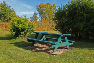 Hampshire I Apartments in Elyria, OH - Building Photo - Building Photo