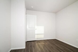 2006 Crimson Lake Blvd in El Reno, OK - Building Photo - Building Photo