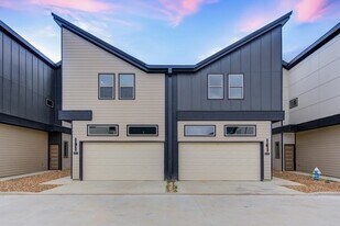 13102 Honey Suckle Ridge Ln in Cypress, TX - Building Photo