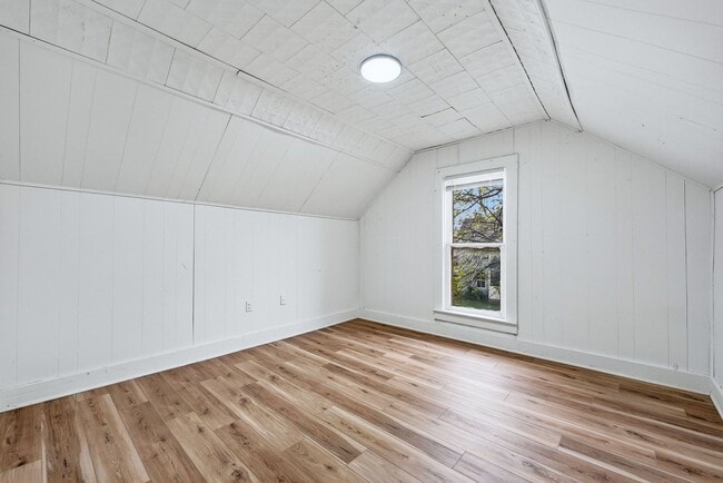 property at 451 E Pontiac St