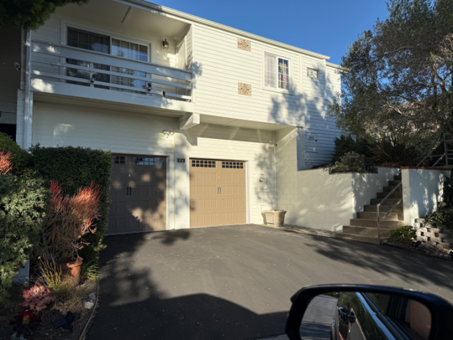 222 Loma Bonita Dr