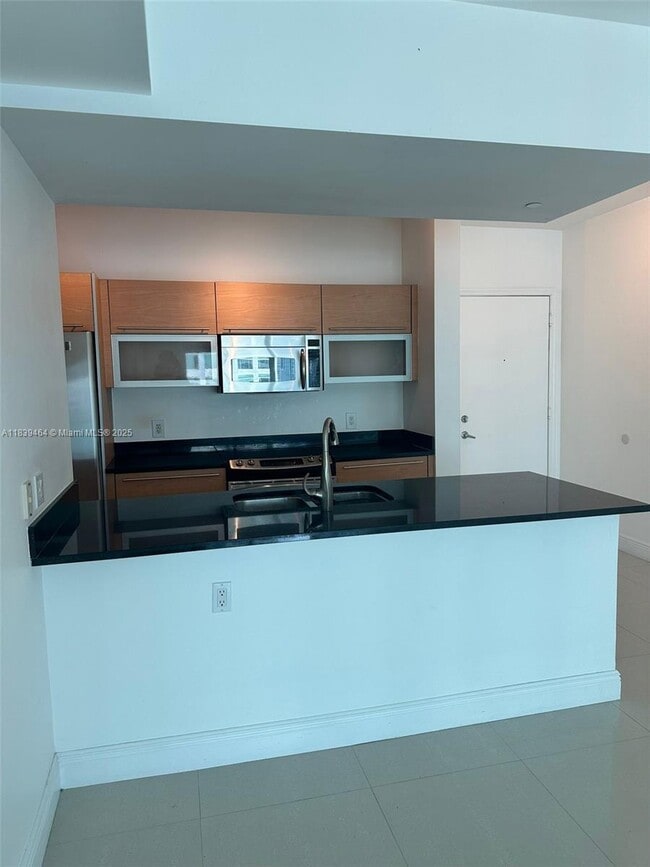 property at 951 Brickell Ave