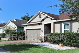 3287 Macintosh Rd in Land O Lakes, FL - Building Photo