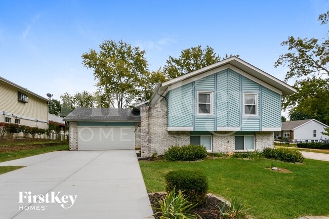 property at 1226 Treetop Village Dr