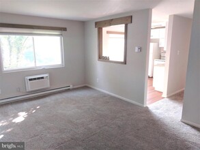 26 Park Ave in Chalfont, PA - Building Photo - Building Photo