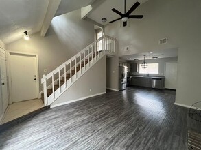 22530 August Leaf Dr in Tomball, TX - Building Photo - Building Photo