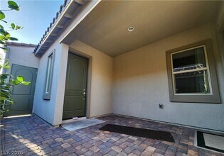 130 Nine Mile Creek Dr in Las Vegas, NV - Building Photo - Building Photo