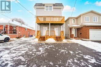 35 St George St in Brantford, ON - Building Photo - Building Photo