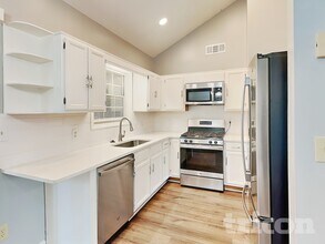 350 Jamaica Cove SW in Marietta, GA - Building Photo - Building Photo