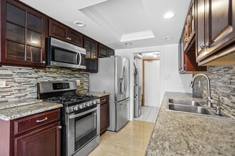 16410 Brementowne Rd in Tinley Park, IL - Building Photo - Building Photo