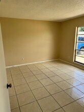 802 Fruitwood Dr in Kissimmee, FL - Building Photo - Building Photo