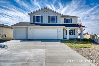 17805 N Harpster Wy in Nampa, ID - Building Photo - Building Photo