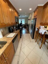 1714 Commonwealth Ave, Unit 4 in Boston, MA - Building Photo - Building Photo