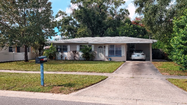 3613 W Oklahoma Ave in Tampa, FL - Building Photo - Building Photo