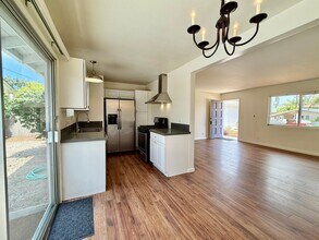 4124 San Martin Way in Santa Barbara, CA - Building Photo - Building Photo
