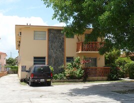 610 SW 9th St Apartments