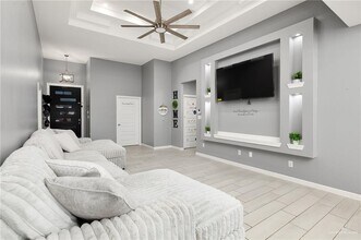 21 Middle St in Alamo, TX - Building Photo - Building Photo