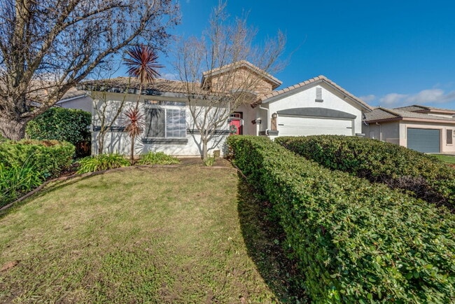 9904 Prairie Dunes Way in Sacramento, CA - Building Photo - Building Photo