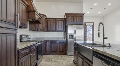 132 Avenida Pastor in Rio Rico, AZ - Building Photo - Building Photo