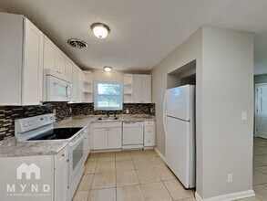 1825 Fouraker Rd in Jacksonville, FL - Building Photo - Building Photo