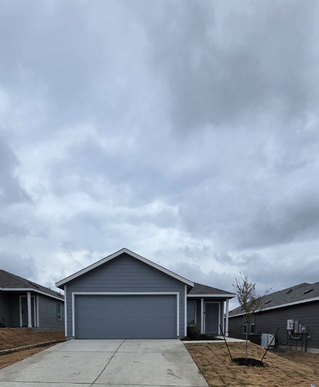 property at 115 Kings Row Ln